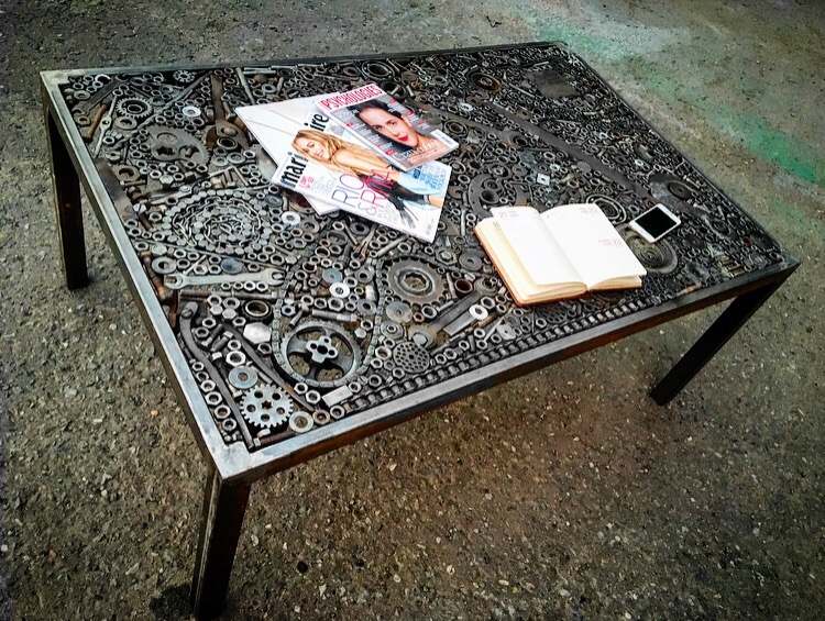 Неповторимый стол "Стимпанк"